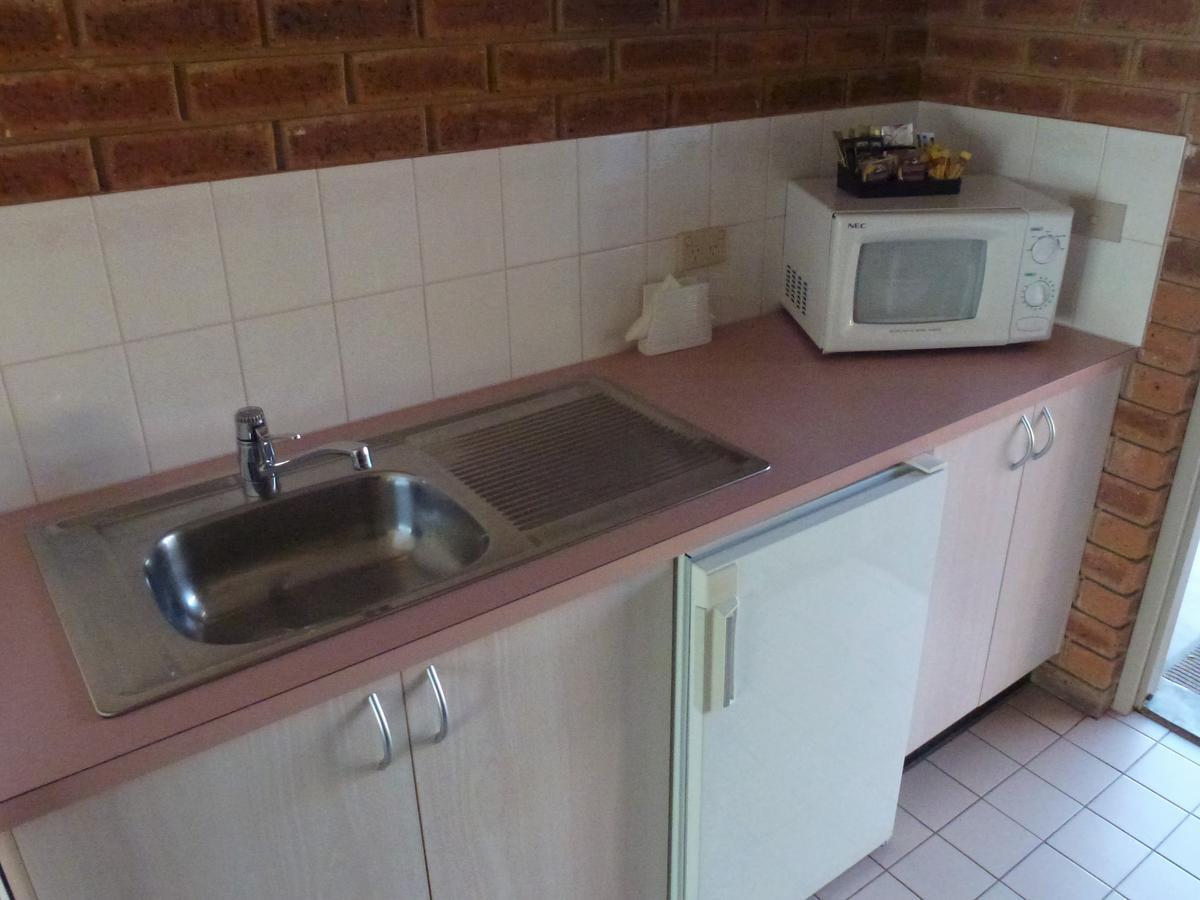 Colonial Motor Inn Bairnsdale Golden Chain Property Esterno foto